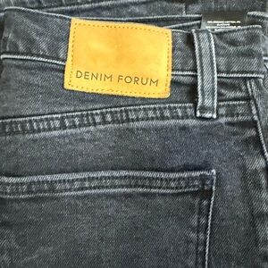 Denim Forum Woman’s Black Jeans